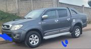 Toyota Hilux 2009 Gray for sale