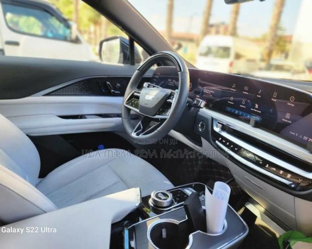 Cadillac Lyriq 2023 Gray