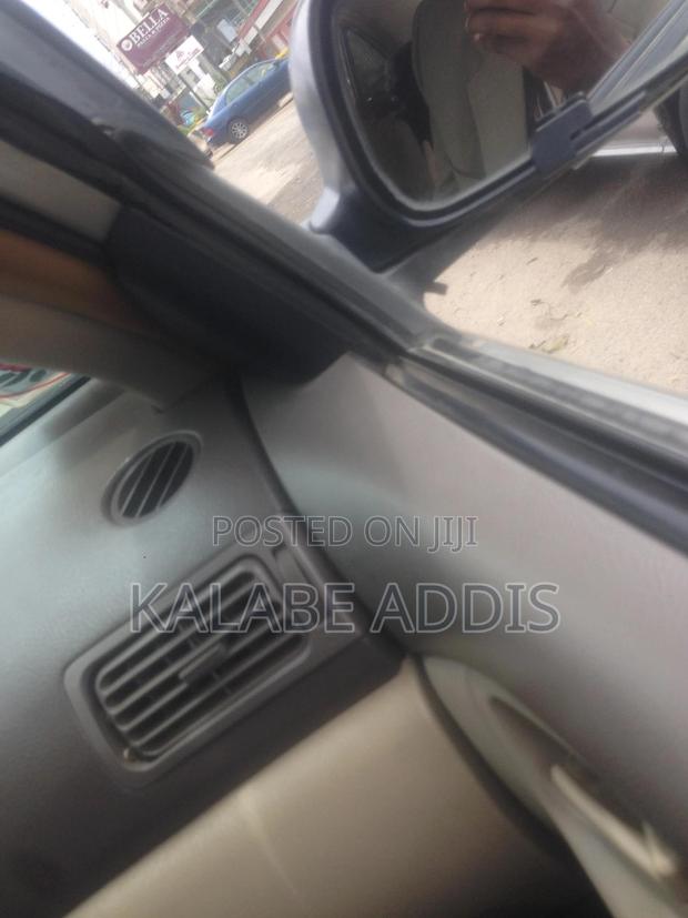 Lifan 520 2010 Yellow