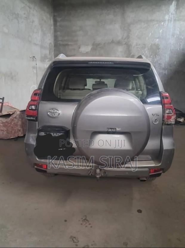 Toyota Land Cruiser Prado 2.7 2021 Gray