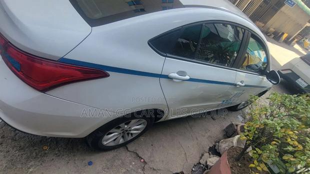 Chery Arrizo 5 2023 White