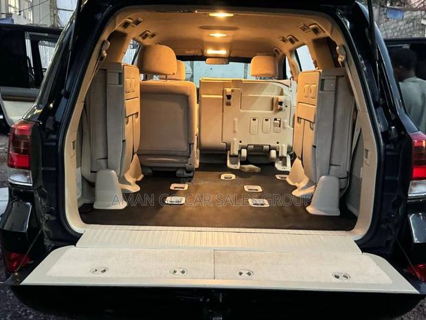 Toyota Land Cruiser 2018 Black