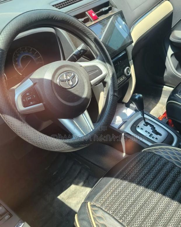 Toyota Rush 2021