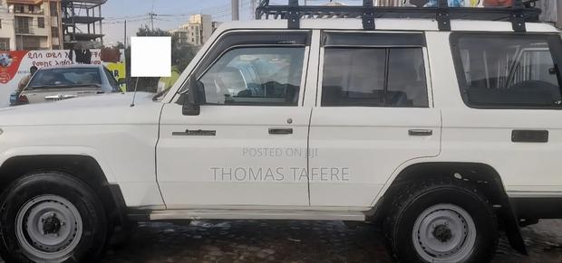 Toyota Land Cruiser 2016