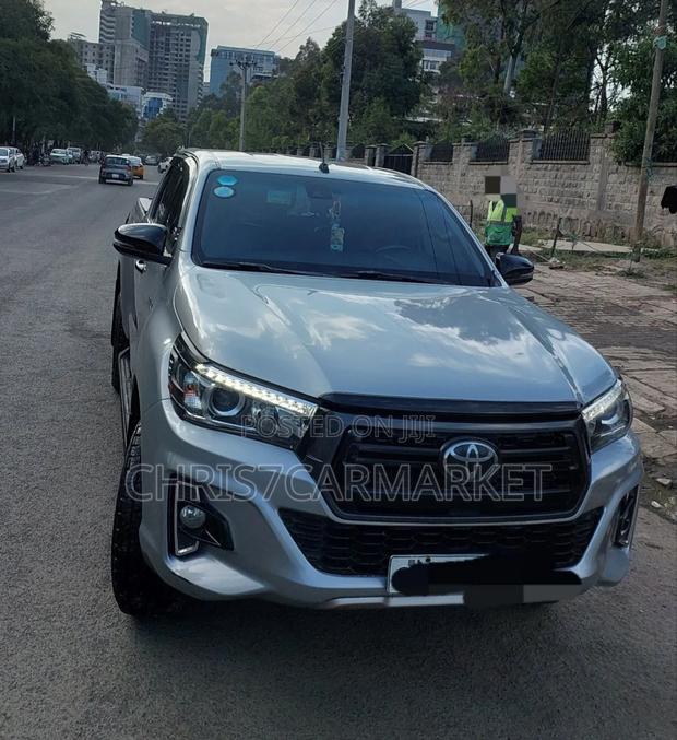Toyota Hilux Revo Double Cab Deisel 2.4 RWD 2020 Silver