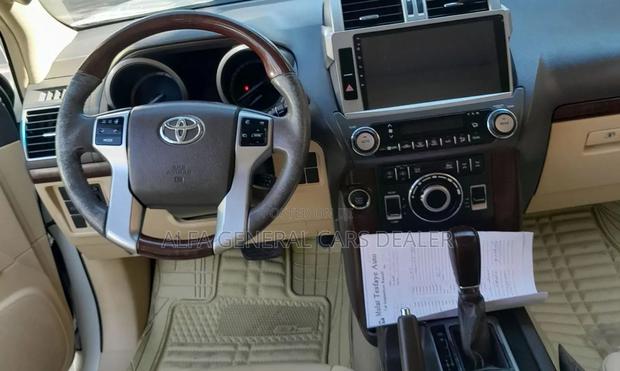 Toyota Land Cruiser Prado 2015 White