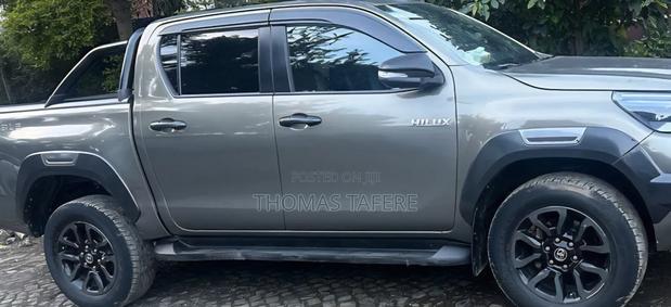 Toyota Hilux 2022