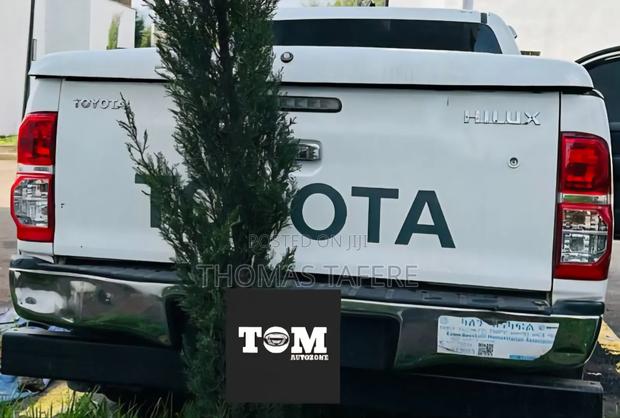 Toyota Hilux 2013