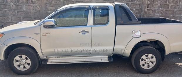Toyota Hilux 2008 Silver