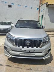 Toyota Land Cruiser 2013 Gray for sale