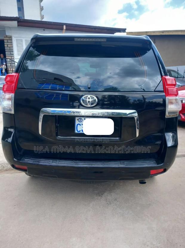 Toyota Land Cruiser Prado 2013 Maroon