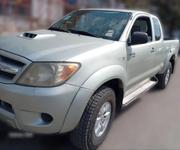 Toyota Hilux 2.5 D-4D Extra Cab 2008 Gold for sale