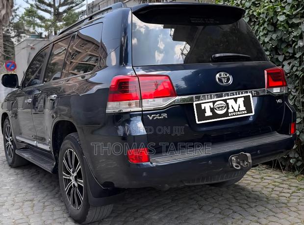 Toyota Land Cruiser 2017