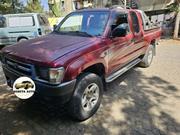 Toyota Hilux 2000 for sale