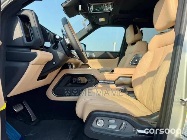 New BYD Leopard 8 2.0 Hybrid AWD 2025 Gray