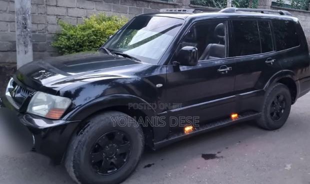Mitsubishi Pajero 2006 Black