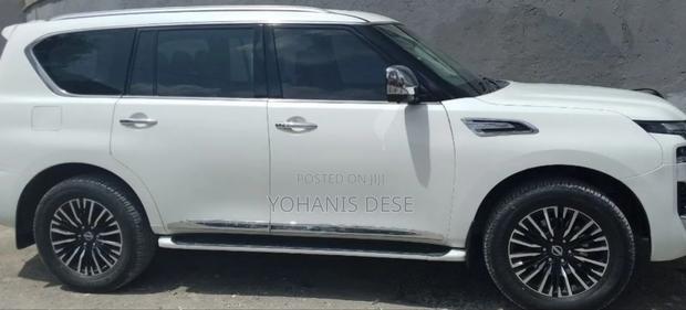 Nissan Patrol 2016 White