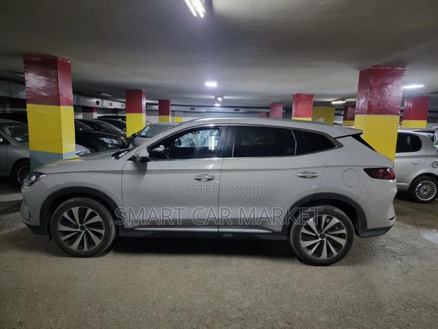 BYD Song Plus DM-i 2024 White