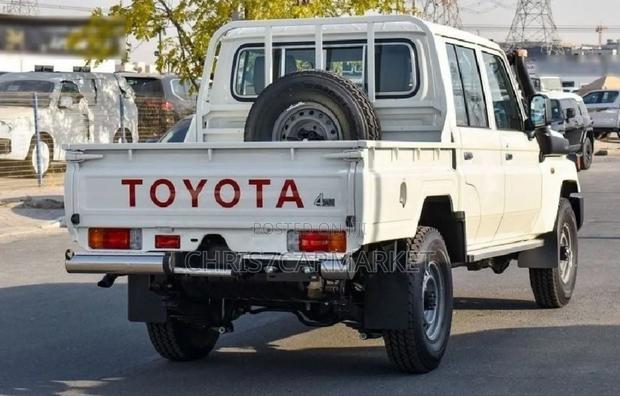 New Toyota Mark II 2022 White