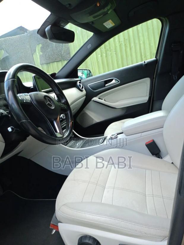 Mercedes-Benz A-Class 2013 Brown