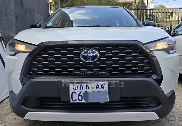 Toyota Corolla Cross Hybrid 2023