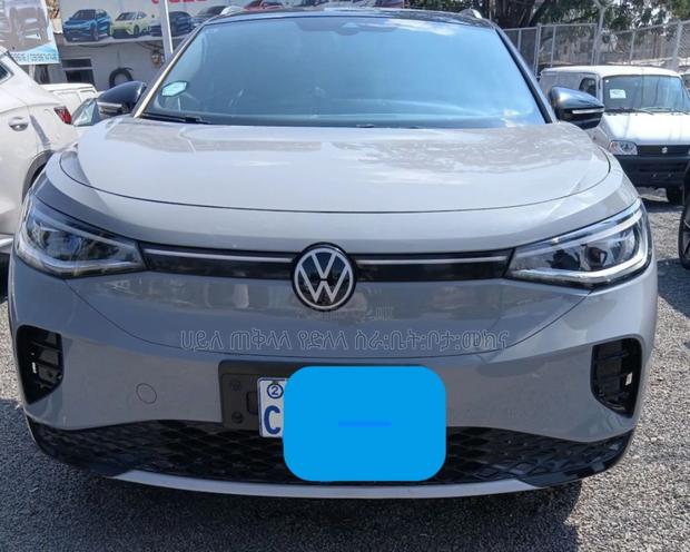 Volkswagen ID.4 2024 Gray