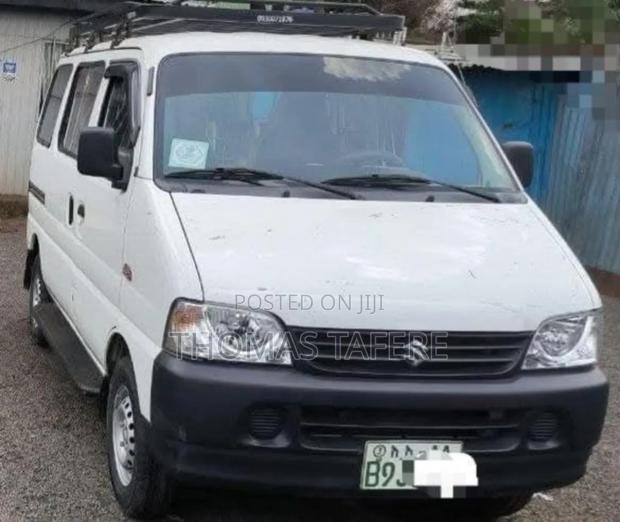 Suzuki Eeco 2025 White