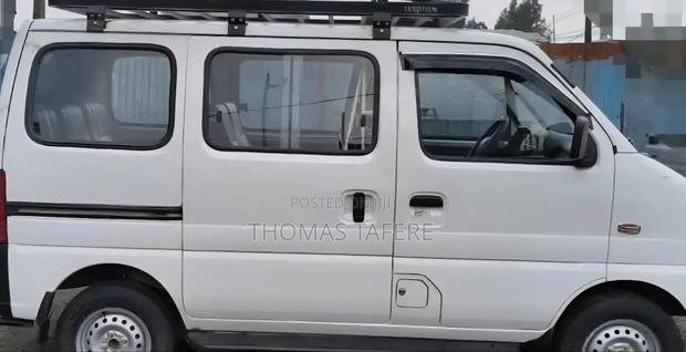 Suzuki Eeco 2025 White