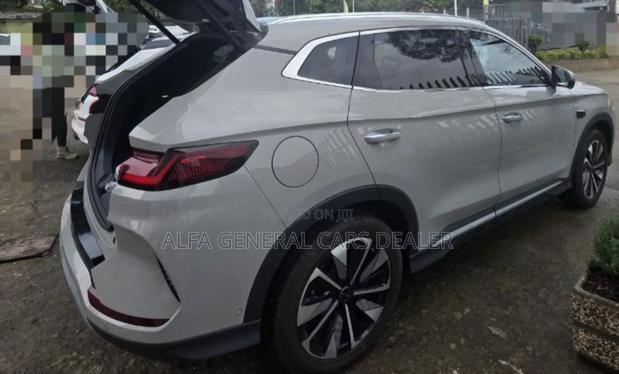 BYD Song Plus 2025 Gray