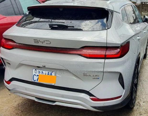 BYD Song Plus 2025 Gray