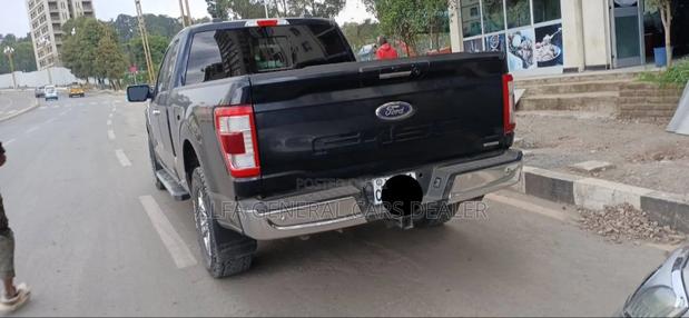 Ford F-150 LARIAT 2022 Black