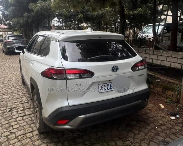 Toyota Frontlander 2024 Ivory