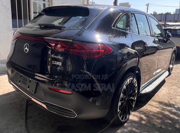 New Mercedes-Benz EQE 2025 Black
