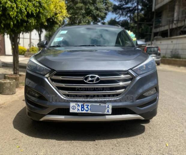 Hyundai Tucson 2017 Gray