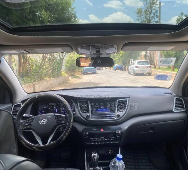 Hyundai Tucson 2017 Gray