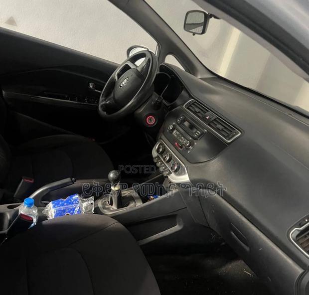 Kia Rio 2017 Silver