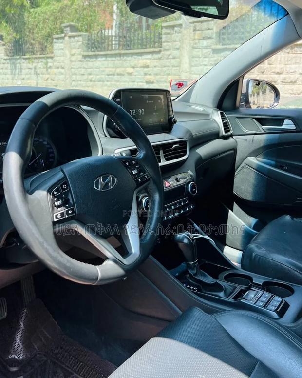 Hyundai Tucson 2020 Gold