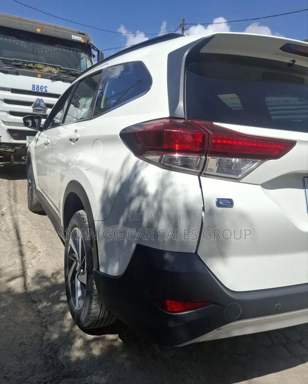 Toyota Rush 2022 White