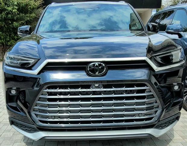 New Toyota Highlander Hybrid 2025 Blue