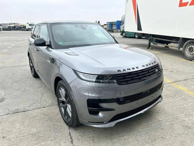 New Land Rover Range Rover P530 Autobiography LWB 7 Seat 2025 Silver