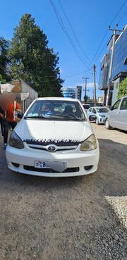 Toyota Platz 1.0 FWD 2005 White for sale