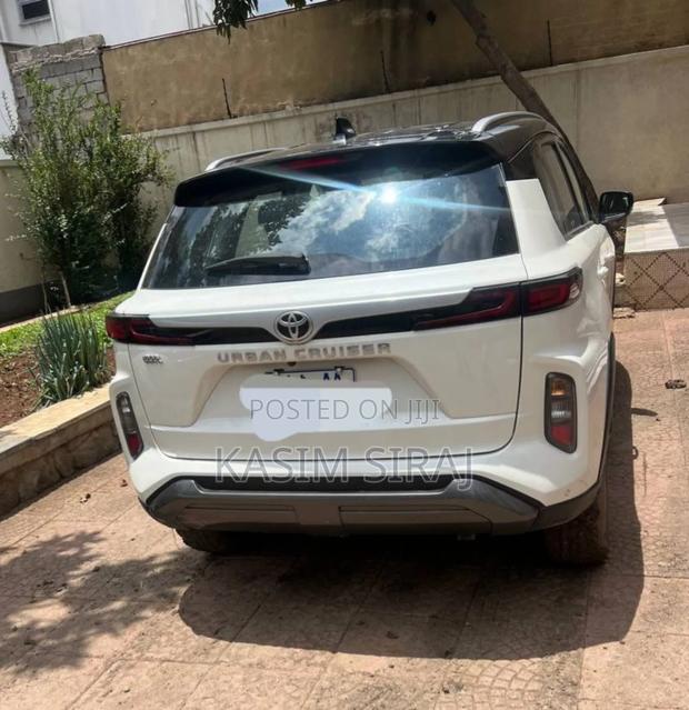 Toyota Urban Cruiser 2024 White