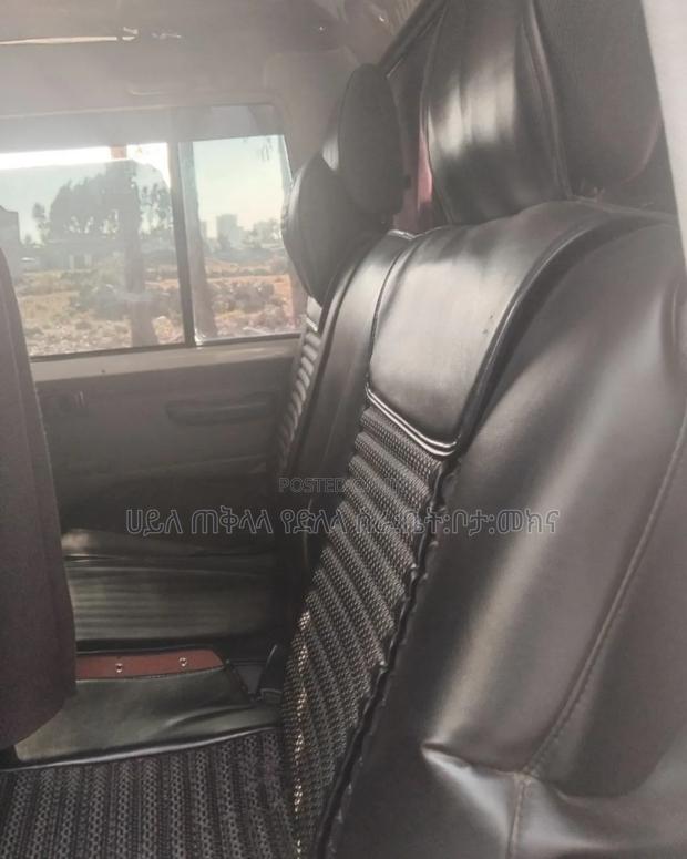 Toyota Land Cruiser 2020 Ivory