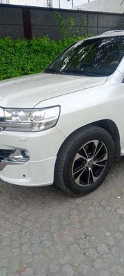 Toyota Land Cruiser 2021 White for sale