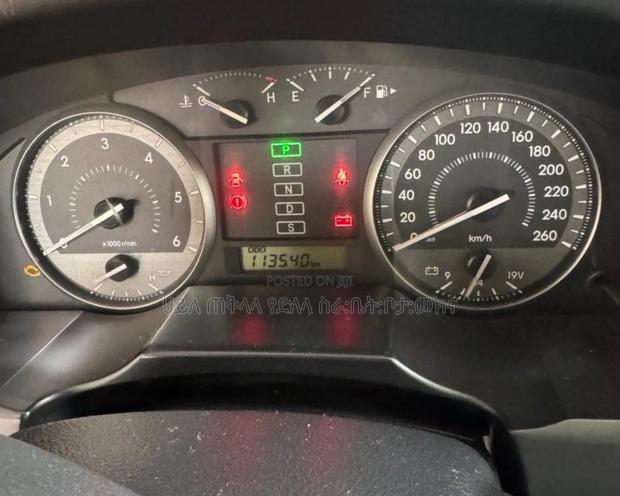Toyota Land Cruiser 2013 Silver