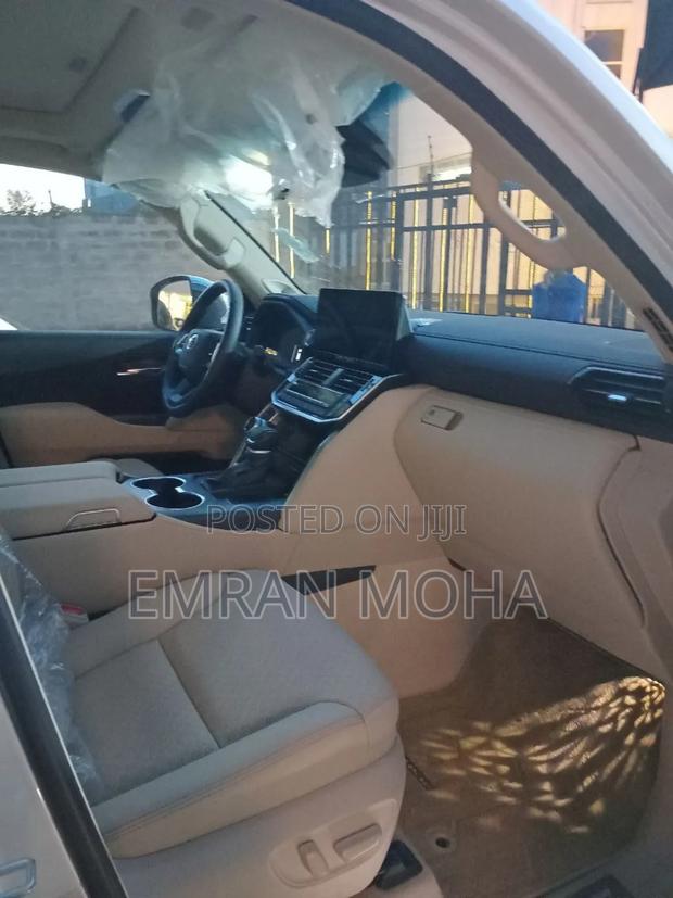 New Toyota Land Cruiser 2025 White