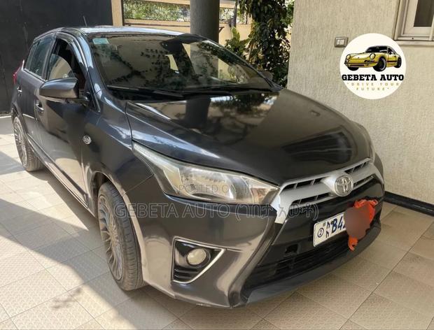 Toyota Yaris 2015