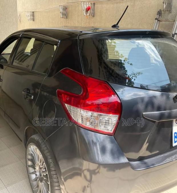 Toyota Yaris 2015