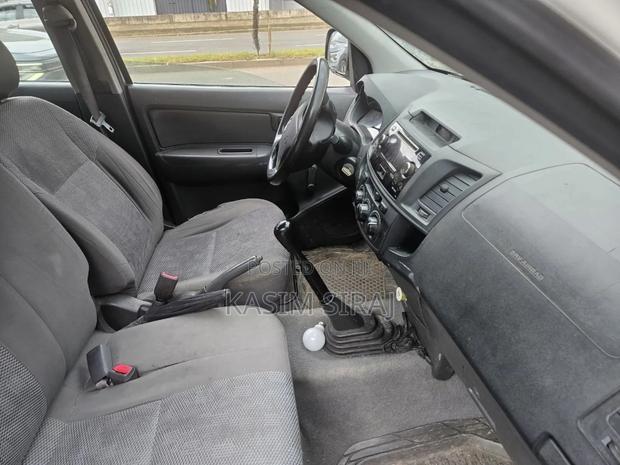 Toyota Hilux 3.0 D-4D 4x4 2014 White