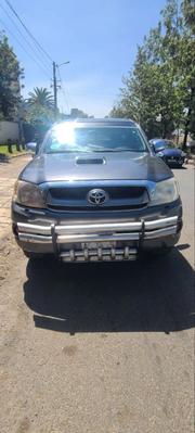 Toyota Hilux 2009 Gray for sale